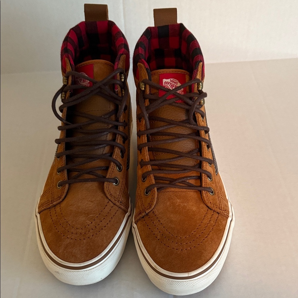 Vans Men's Tan High-Top Sneakers Limited Edition Red and Black Flannel Size 10 - Picture 2 of 7